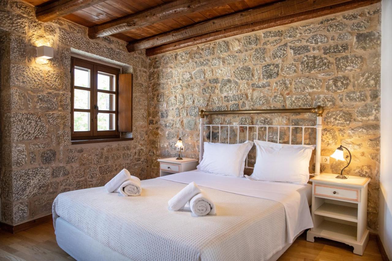 Trapela Areopolis, Boutique Hotel Екстериор снимка