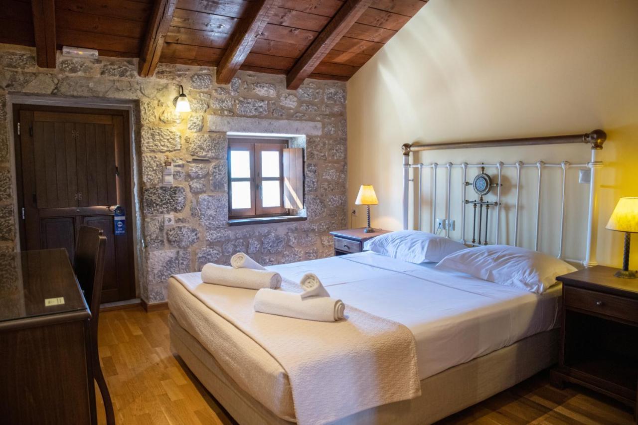 Trapela Areopolis, Boutique Hotel Екстериор снимка