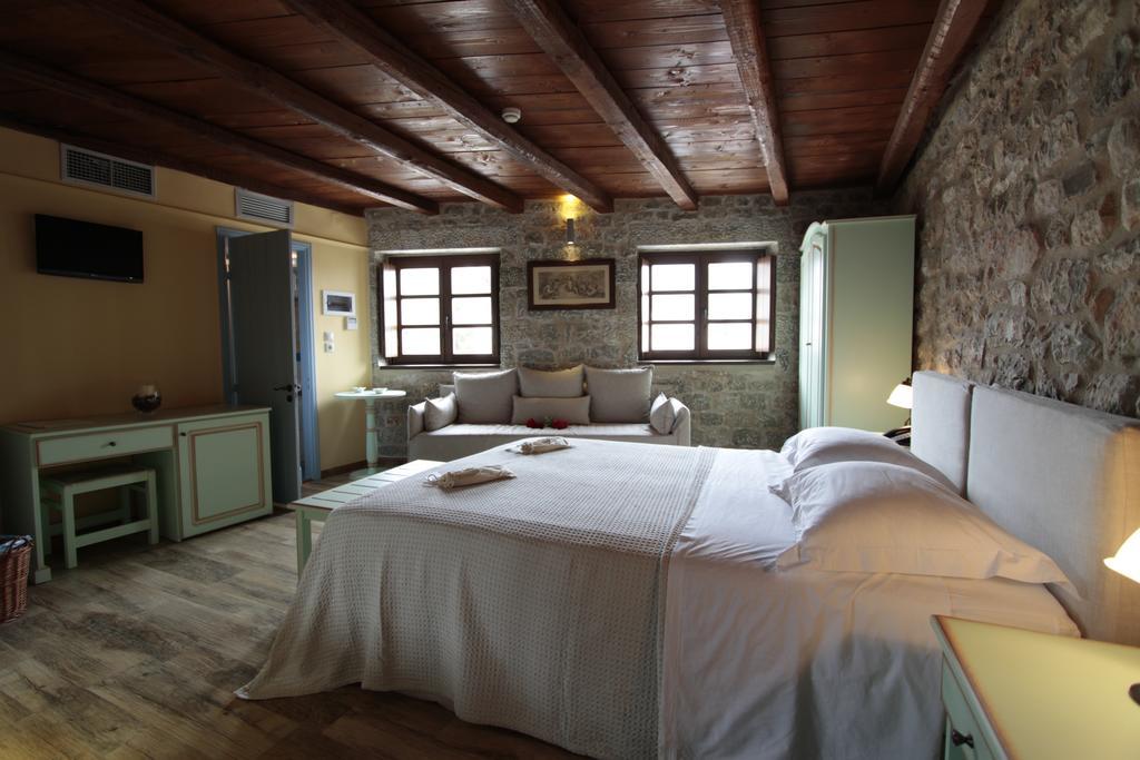 Trapela Areopolis, Boutique Hotel Екстериор снимка