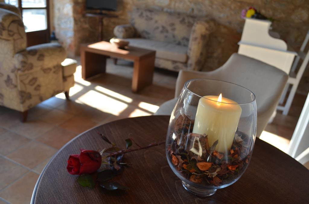 Trapela Areopolis, Boutique Hotel Екстериор снимка